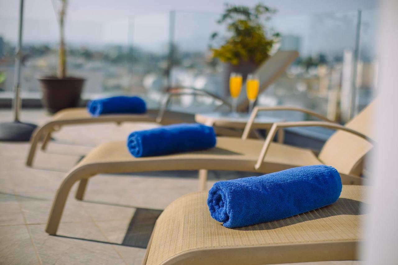 Qbic City Hotel Larnaca Exterior photo