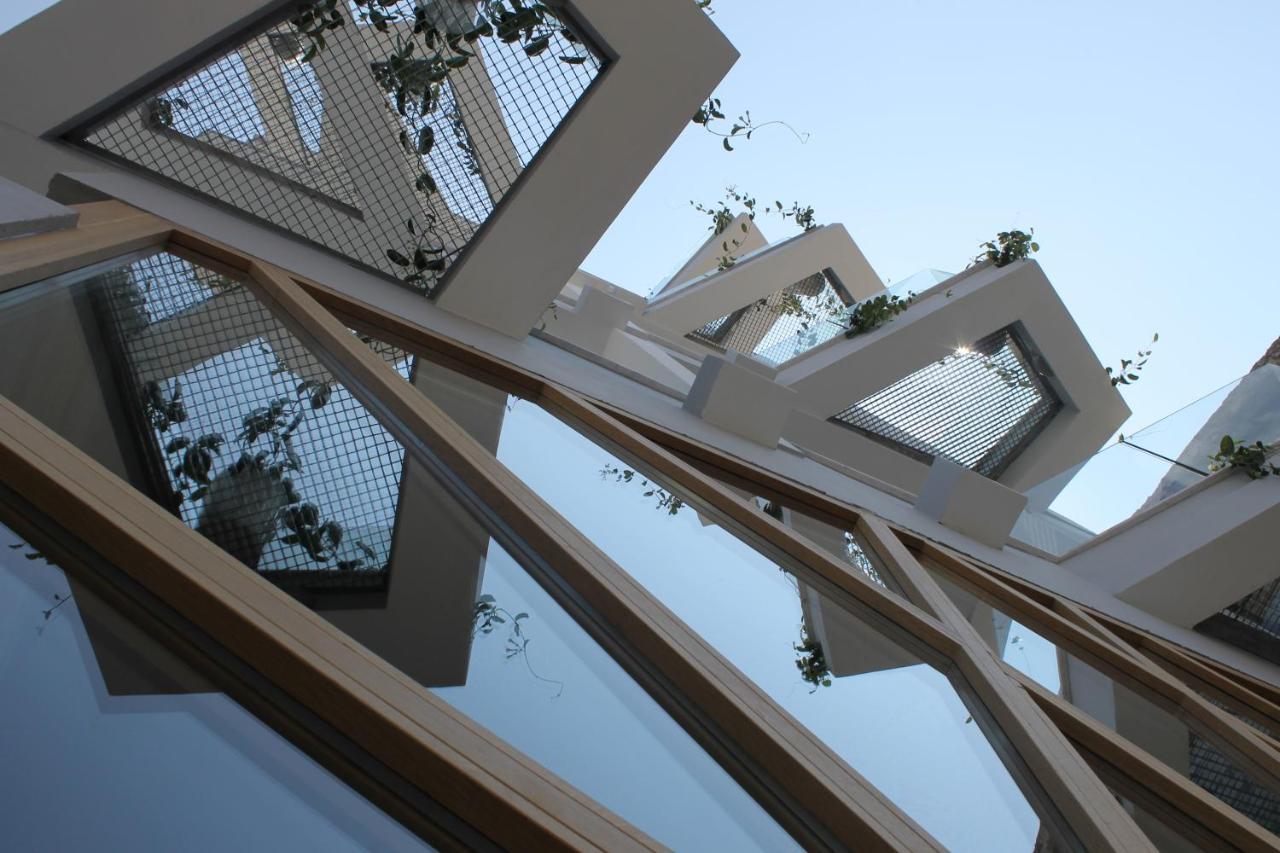 Qbic City Hotel Larnaca Exterior photo